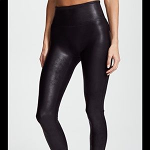 Black spanx leggings!